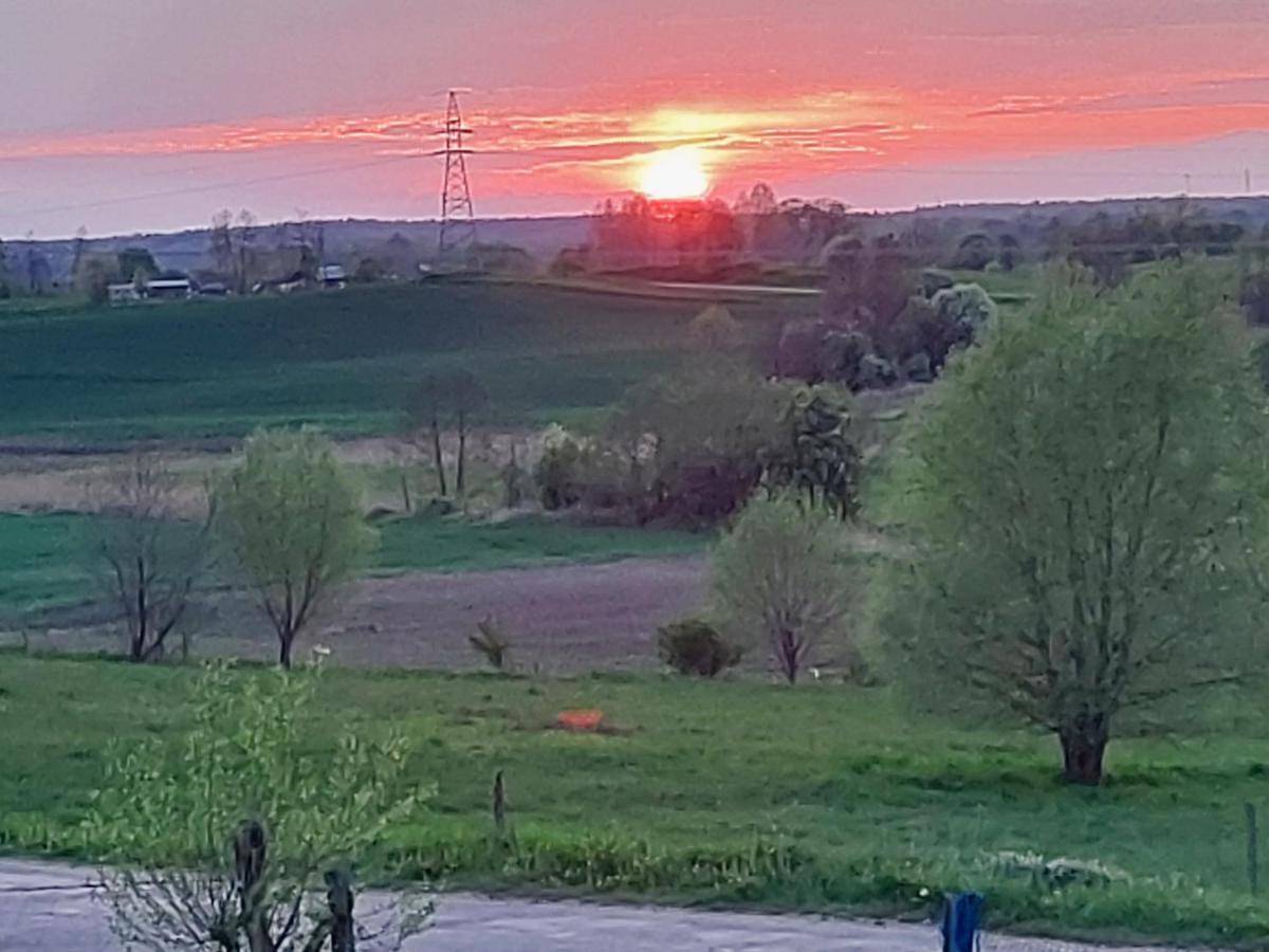 Domek Bialojany Buitenkant foto