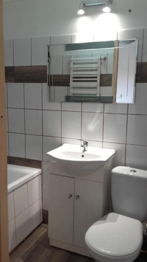 Domek Bialojany Buitenkant foto